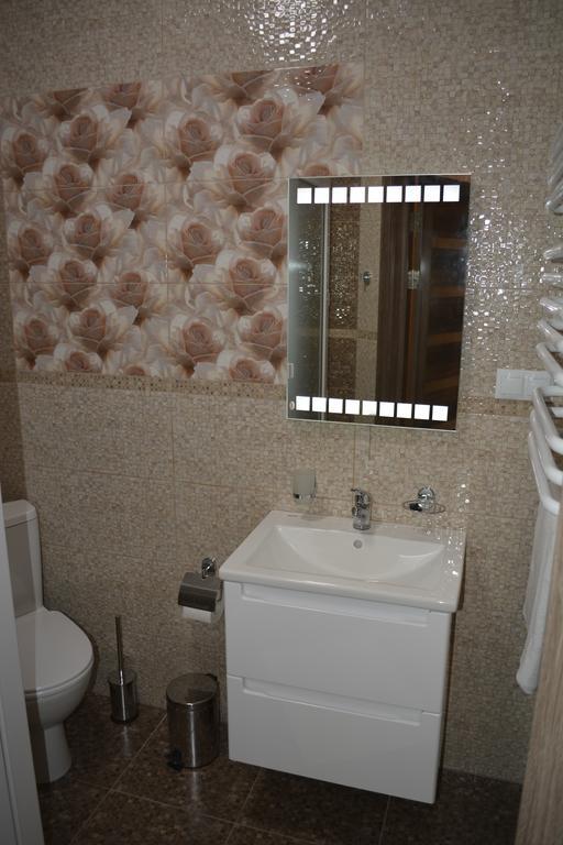 Apartment Vid Na Krepost Kamjanyi Potoki Kültér fotó